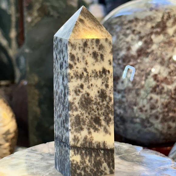 🎄SALE🎄Picture Jasper 4 Sided Crystal Point! - Picture 4 of 5